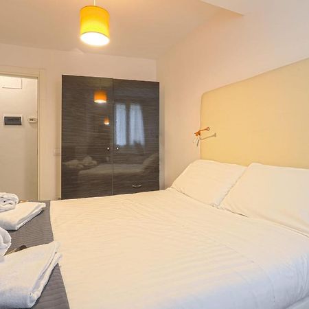 Delightful Suite - Hosted By Sweetstay Florens Exteriör bild